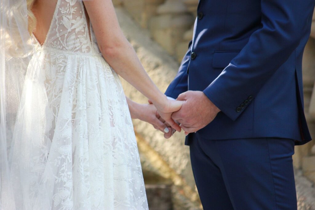 How Much Does A Marriage Celebrant Cost? Allure Limousine